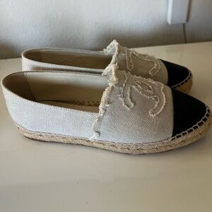 💯 CHANEL Authentic Espadrilles Classic Size 38